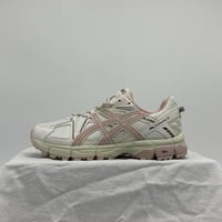 حذاء asics khan 8