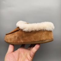حذاء شتوي UGG