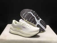 حذاء بروكس Brooks Ghost Max 2