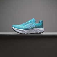 حذاء New Balance Hierro V9