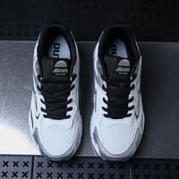 حذاء ميزونو – Mizuno