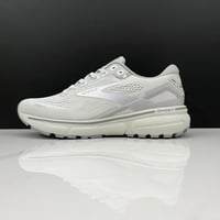 حذاء بروكس Brooks Cascadia