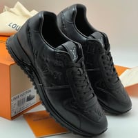 حذاء لويس فيتون LV