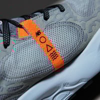 حذاء New Balance Hierro V8