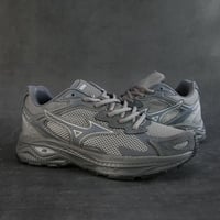 حذاء ميزونو – Mizuno