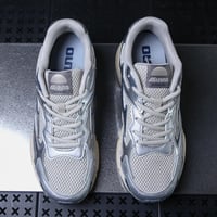 حذاء ميزونو – Mizuno