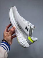 حذاء New Balance 1080