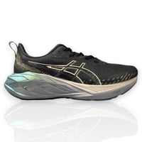 حذاء ASICS Novablast 4