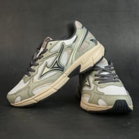 حذاء ميزونو – Mizuno