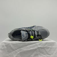 حذاء asics khan 8