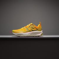 حذاء New Balance Hierro V8