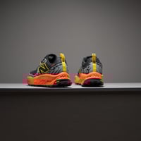 حذاء New Balance Hierro V8