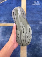 New Balance FuelCell Rebel