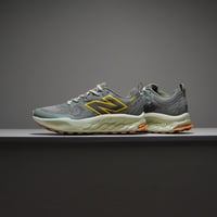 حذاء New Balance Hierro V8