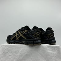 حذاء asics khan 8