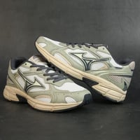 حذاء ميزونو – Mizuno