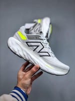 حذاء New Balance 1080