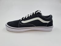حذاء فانس Vans