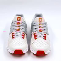 حذاء On Running cloud