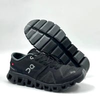 حذاء On Running cloud