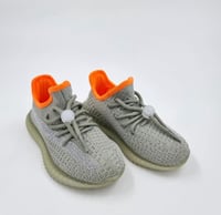 كاجوال 350 أطفال