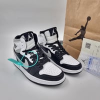 حذاء Nike Air Jordan