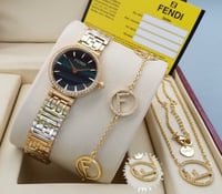 ساعة فندي FENDI نسائي