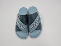 نعال شرقي مطرز