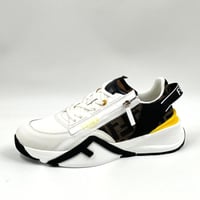 حذاء فيندي Fendi