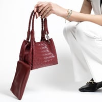 شنطة ميلا لون عودي