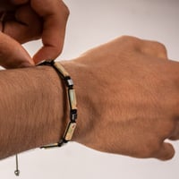 إسورة حجر أبيل