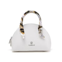 شنطة مادلين لون ابيض