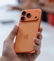 ايفون XR محول إلى 17 128 قيقا