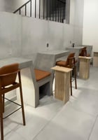 طاولة رخام ترفنتينو خدمة 52 سم