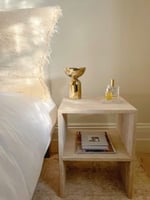 طاولة رخام ترفنتينو جانبية