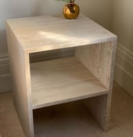 طاولة رخام ترفنتينو جانبية