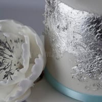 ورق فضي قابل للاكل - لتزيين الاكل لون فضي