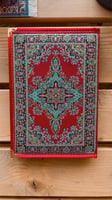 دفتر سجادة احمر مزخرف .