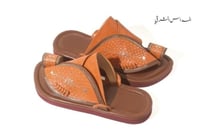 حذاء تطريز بالزري