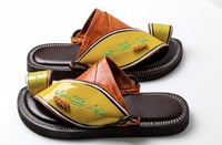 نجدي لماع تطريز