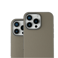 جراب جوال ايفون 16 برو لون رمادي جلد من ليفلو