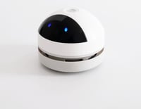 مكنسة كهربائية صغيرة دافن