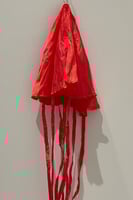 برشوت طيارة لون احمر