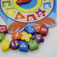 لعبة الساعة الخشبية