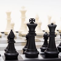 لوح شطرنج مغناطيسي كبير قابل للطي