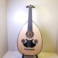 عود نص لوكس فرس متحرك