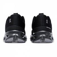 أون رنينج – الرياضي كلاودسرفر باللون الأسود للنساء