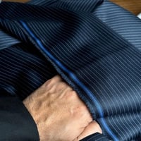 مقلم ملكي كحلي