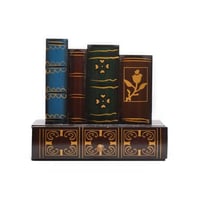 حامل أقلام عتيق (مجموعة كتب)