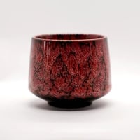 كوب سيراميك عتيق من الفخار اللامع